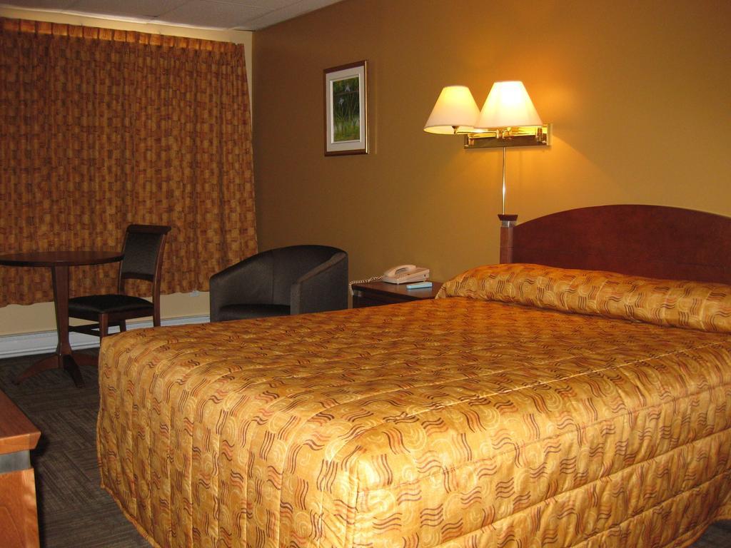 Hotel Matagami Rum bild